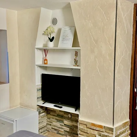 Vittoria House - Tulip And Tulip * Stresa