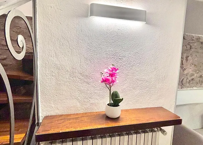 Vittoria House - Tulip And Tulip Lägenhet Stresa