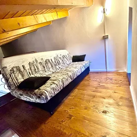 Vittoria House - Tulip And Tulip * ستريزا